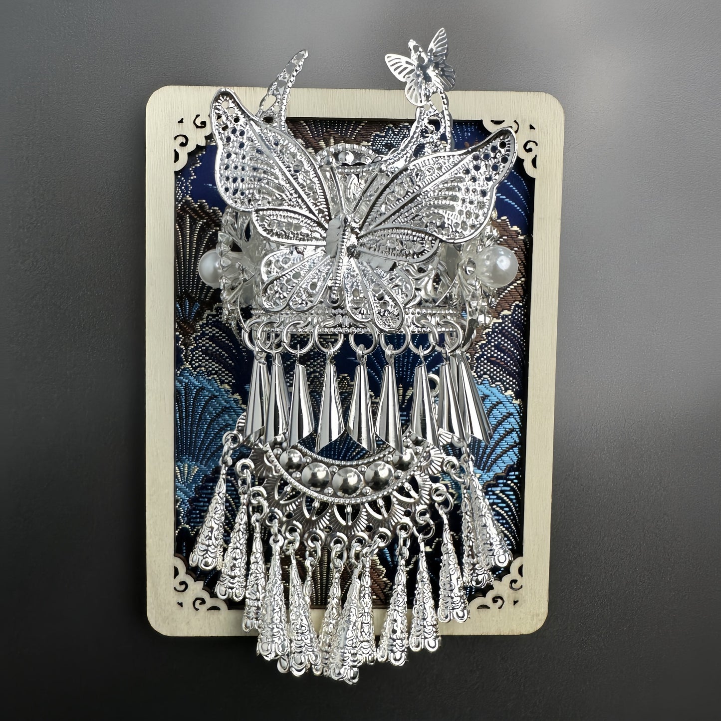 Guizhou Miao Ethnic Cultural Creative Refrigerator Magnet Dai Embroidery Cloth Large and Small Frame Three-Dimensional Phoenix Looking Back Guizhou Tourist Souvenir