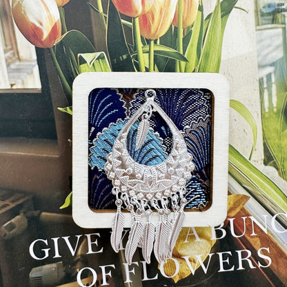 Guizhou Miao Ethnic Cultural Creative Refrigerator Magnet Dai Embroidery Cloth Large and Small Frame Three-Dimensional Phoenix Looking Back Guizhou Tourist Souvenir