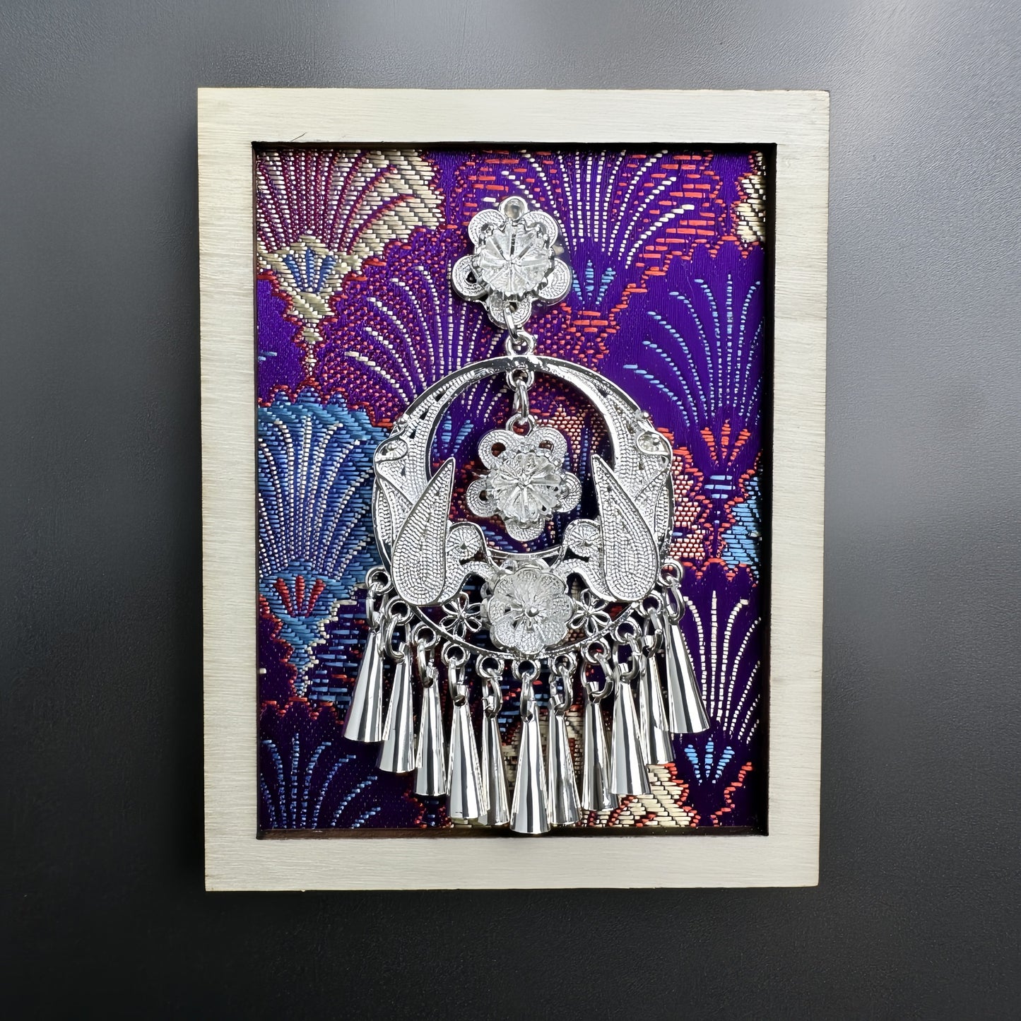 Guizhou Miao Ethnic Cultural Creative Refrigerator Magnet Dai Embroidery Cloth Large and Small Frame Three-Dimensional Phoenix Looking Back Guizhou Tourist Souvenir