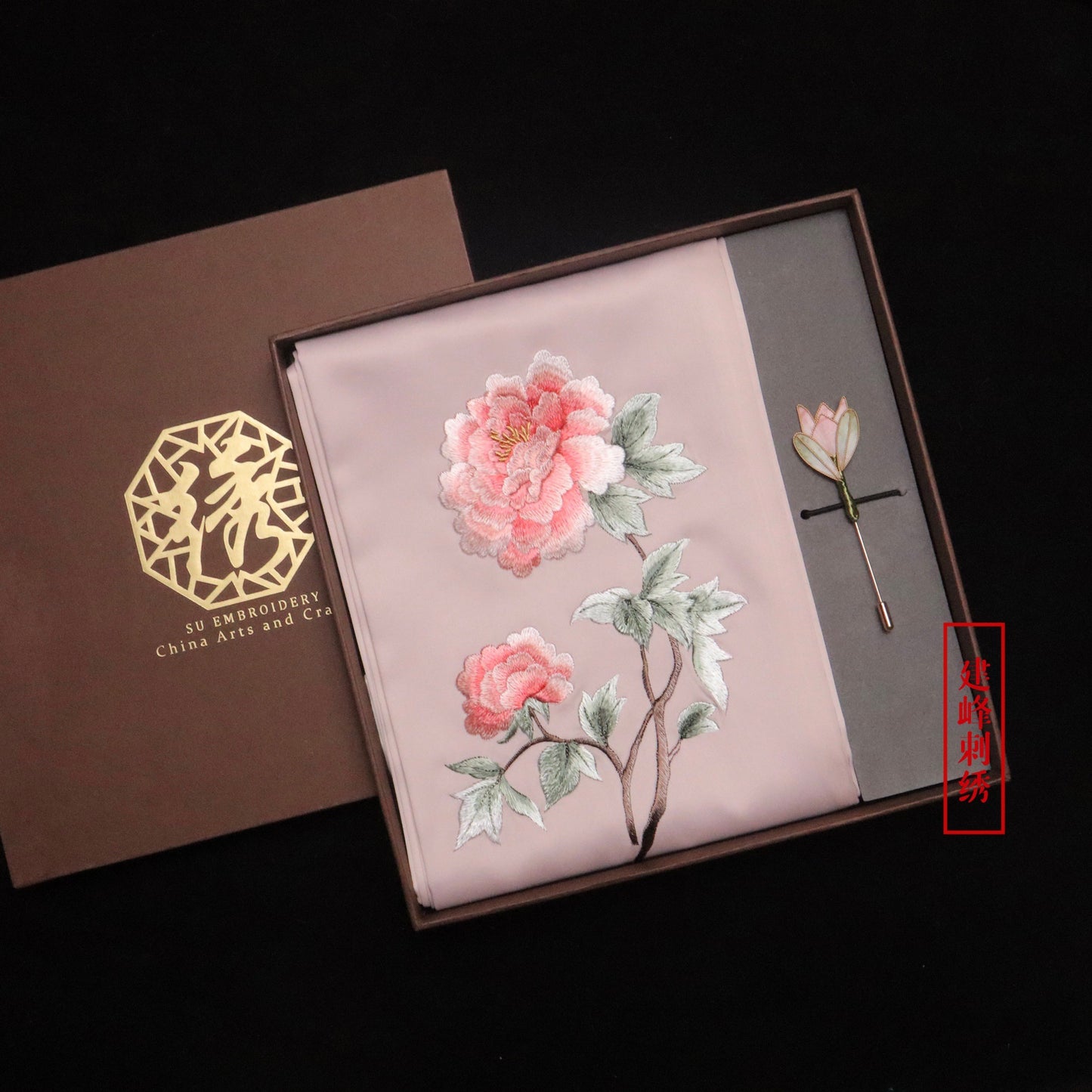 Suzhou Embroidery Scarf Suzhou Embroidery Intangible Cultural Heritage Velvet Flower Brooch Set Gift Box Handmade Suzhou Specialty Embroidery Silk Qinxuan